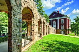 Davis and Elkins College