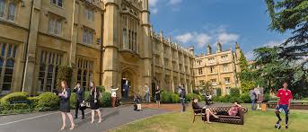 Richmond - The American International University in London