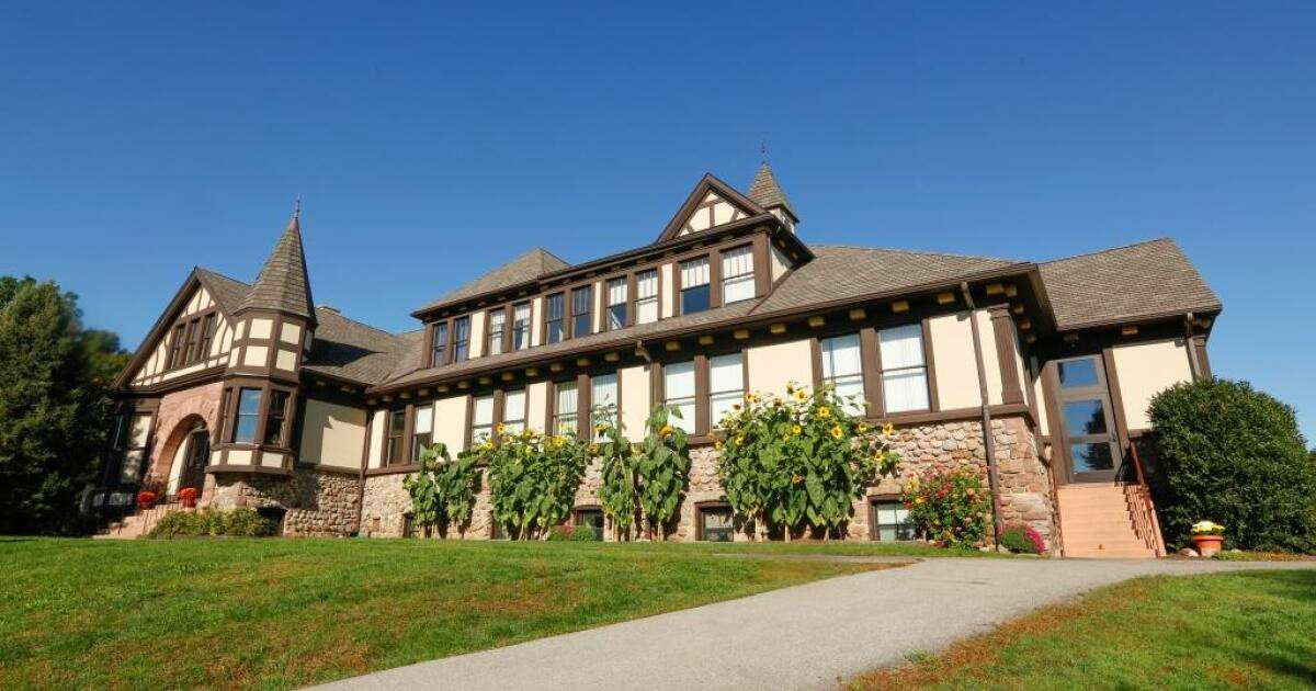 Roberts Wesleyan College